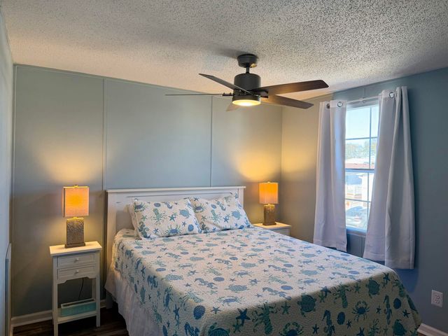 211 Dixon Dr., Surfside Beach, SC 29575