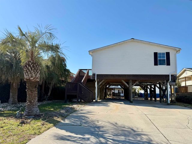 211 Dixon Dr., Surfside Beach, SC 29575