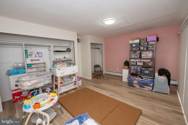 51 SERPENTINE LN, Levittown, PA 19055