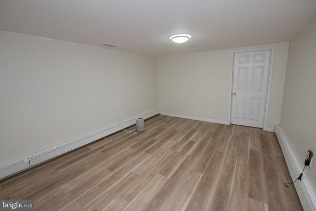 51 SERPENTINE LN, Levittown, PA 19055