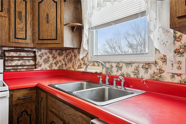 44 Mark Dr, Salem Twp, PA 15626