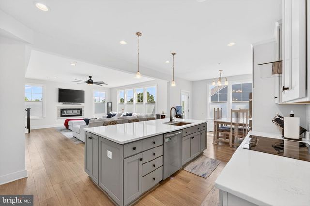 30 RANGE RD, North East, MD 21901