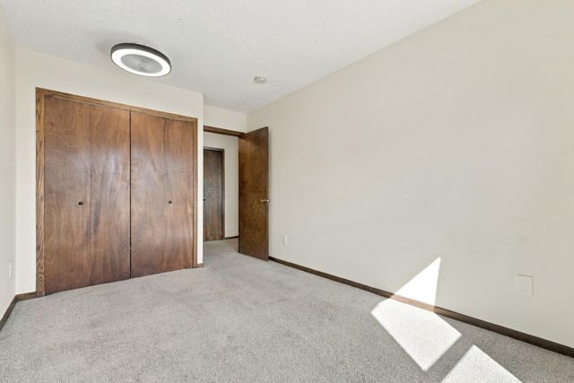 819 11th Avenue S 7, Hopkins, MN 55343