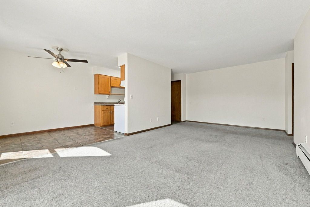 819 11th Avenue S 7, Hopkins, MN 55343 — photo 5