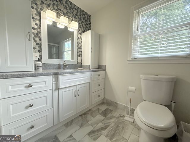 1967 Temple Johnson Road, Loganville, GA 30052