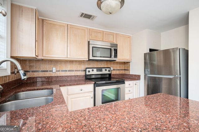 31 Villa Court SE, Smyrna, GA 30080