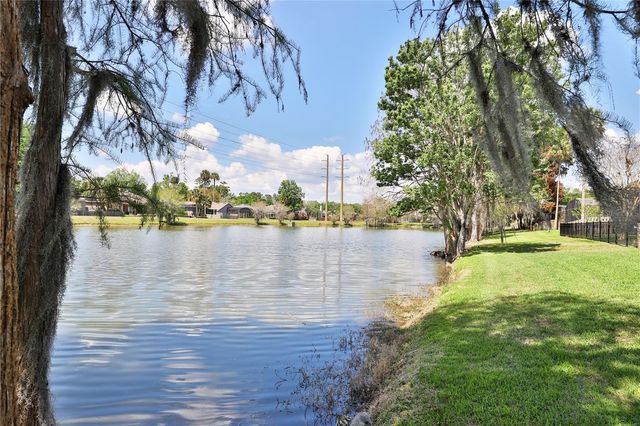 363 TWELVE OAKS DRIVE, Winter Springs, FL 32708