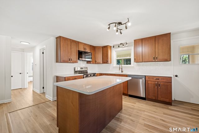24 Pentlow Avenue, New Britain, CT 06053