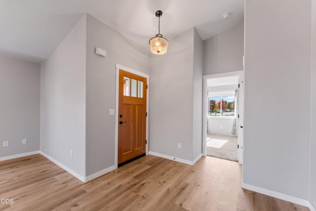 2804 SW Eastwood Lane, Grants Pass, OR 97527