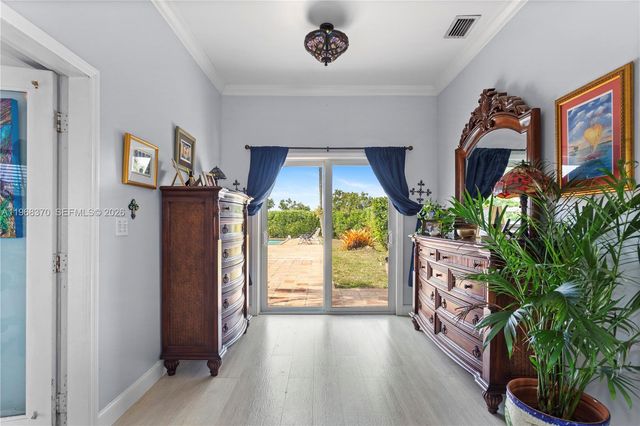 25900 SW 182nd Ave, Homestead, FL 33031