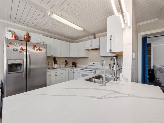 2856 Pinecrest Drive, Gainesville, GA 30504