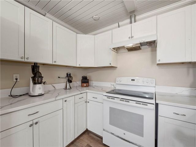 2856 Pinecrest Drive, Gainesville, GA 30504