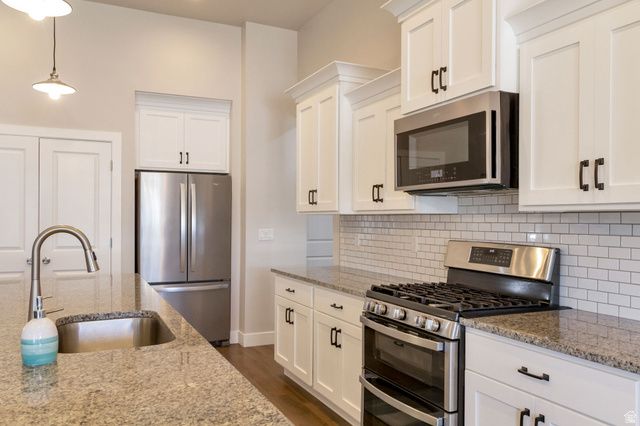 2621 S 1580 W, Syracuse, UT 84075