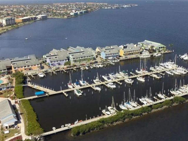 2277 BROADPOINT DRIVE, Punta Gorda, FL 33983