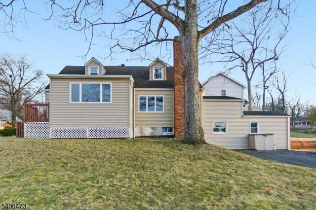 83 Mountain Blvd, Watchung Boro, NJ 07069