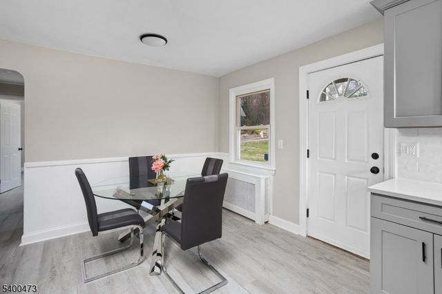 83 Mountain Blvd, Watchung Boro, NJ 07069