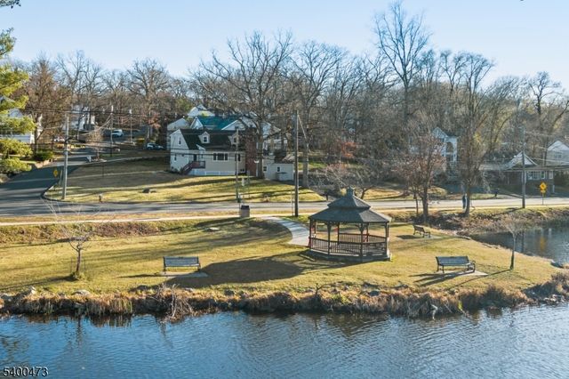 83 Mountain Blvd, Watchung Boro, NJ 07069