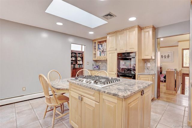 23 Sherwood Ridge Road, Pomona, NY 10970