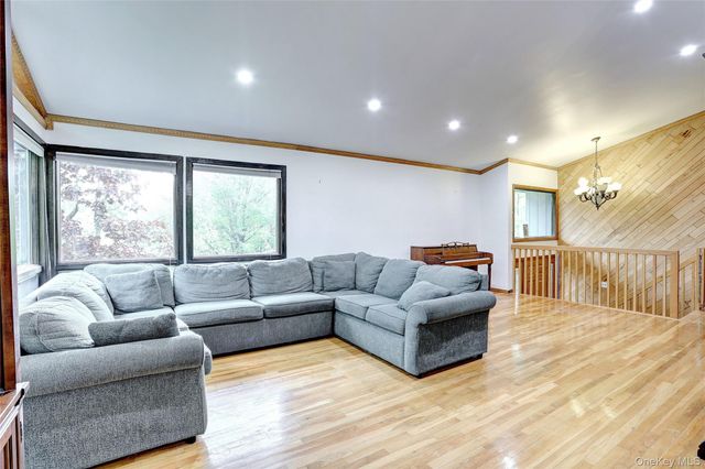 23 Sherwood Ridge Road, Pomona, NY 10970