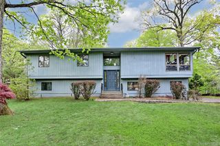 23 Sherwood Ridge Road, Pomona, NY 10970