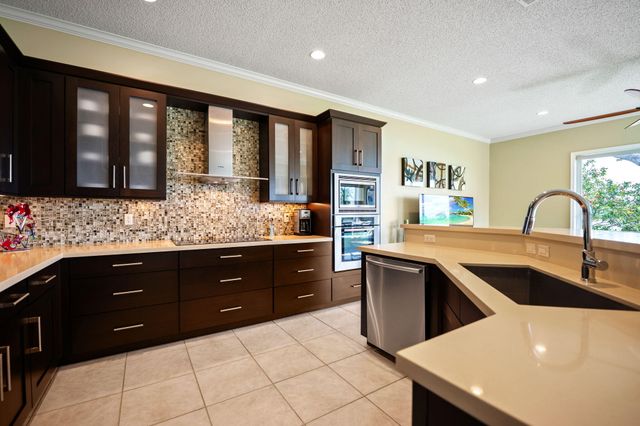 804 Heritage Drive, Weston, FL 33326