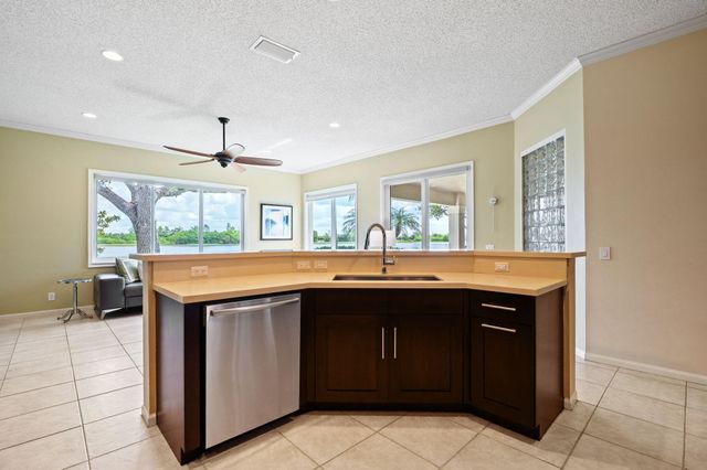 804 Heritage Drive, Weston, FL 33326