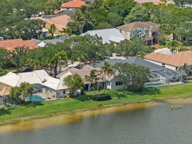 804 Heritage Drive, Weston, FL 33326