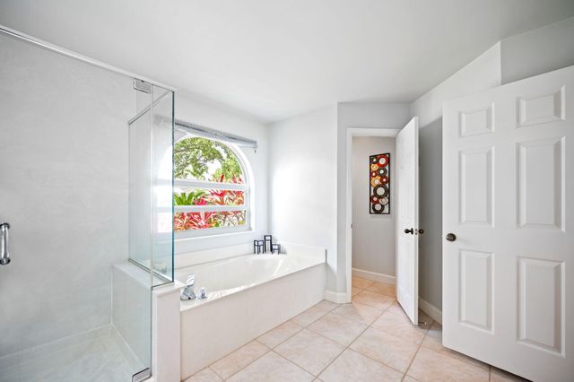 804 Heritage Drive, Weston, FL 33326