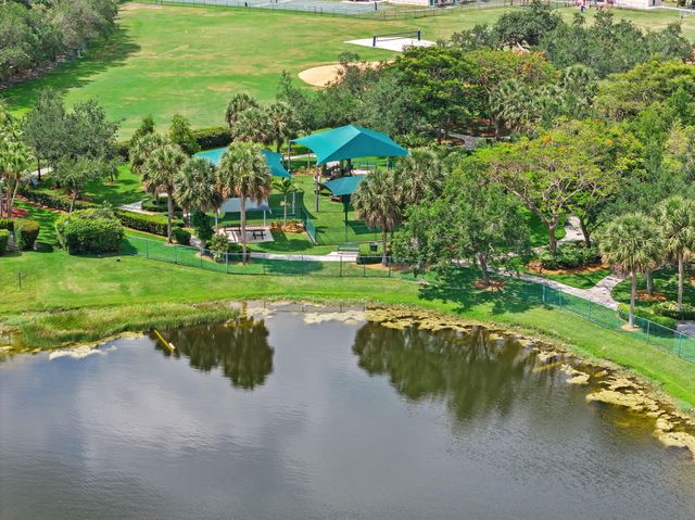 804 Heritage Drive, Weston, FL 33326