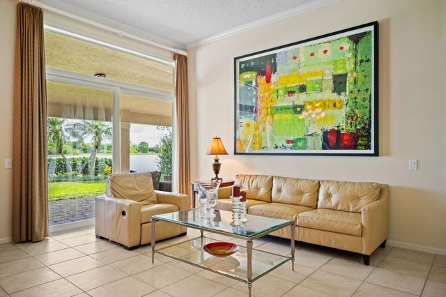 804 Heritage Drive, Weston, FL 33326