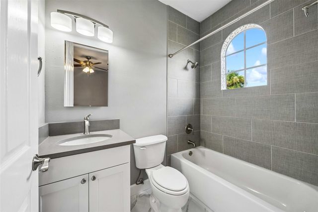 2613 ESPANA COURT, Tampa, FL 33609