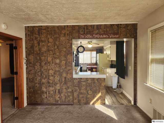 4602 Q Street, Omaha, NE 68117