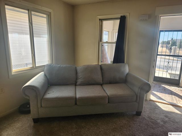 4602 Q Street, Omaha, NE 68117