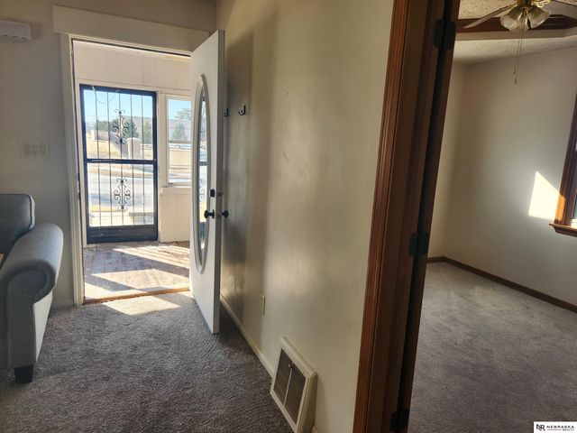 4602 Q Street, Omaha, NE 68117