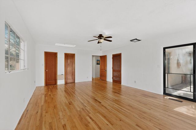 703 Solar Road NW, Albuquerque, NM 87107