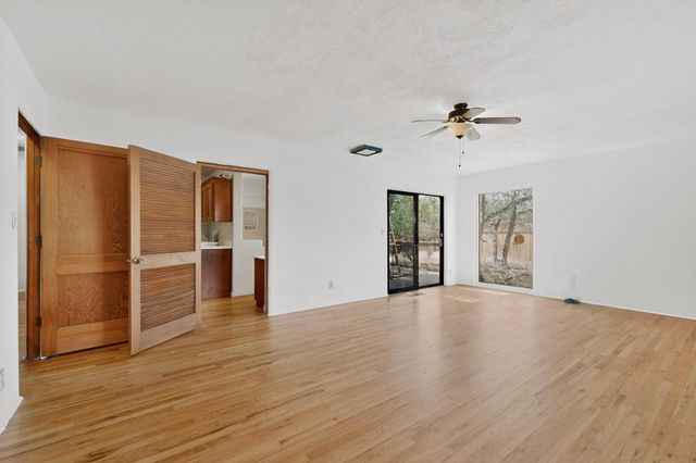 703 Solar Road NW, Albuquerque, NM 87107
