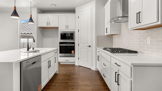 2411 Marble Avenue NE, Rio Rancho, NM 87144