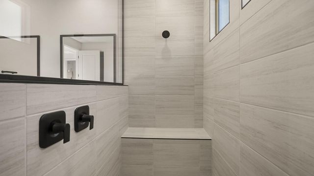 2411 Marble Avenue NE, Rio Rancho, NM 87144