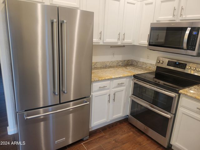 17201 N 16TH Drive 1, Phoenix, AZ 85023