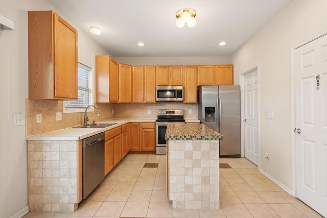 3621 Mead Drive, Powell, OH 43065