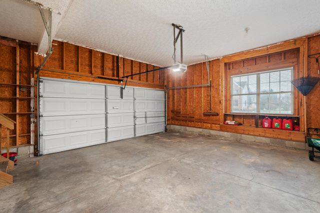 3621 Mead Drive, Powell, OH 43065