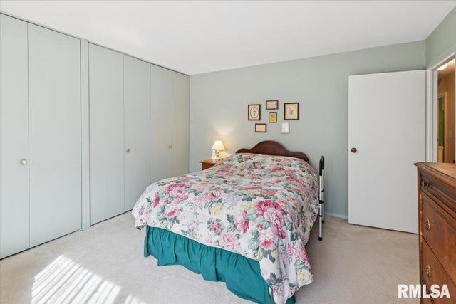 1800 7TH Street 2A, East Moline, IL 61244