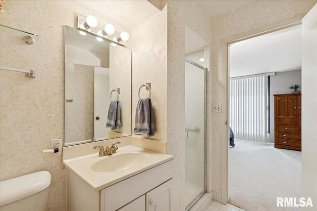 1800 7TH Street 2A, East Moline, IL 61244