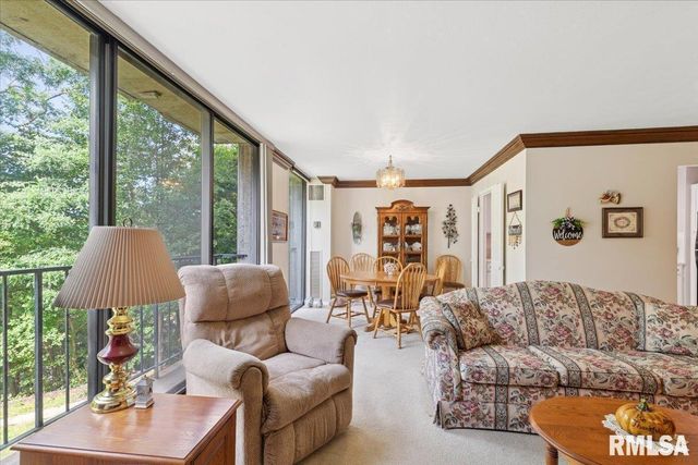 1800 7TH Street 2A, East Moline, IL 61244