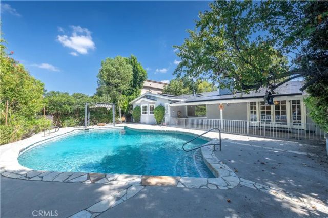 4545 Rubio, Encino, CA 91436