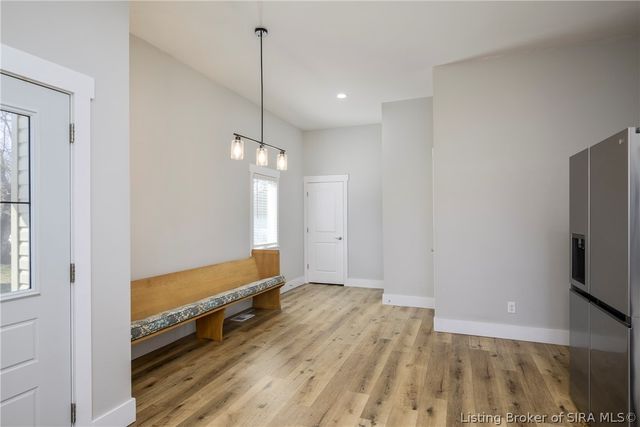 616 E Utica Street, Sellersburg, IN 47172