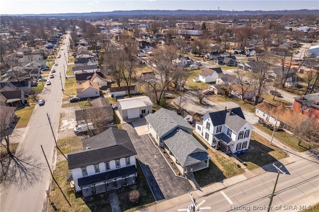 616 E Utica Street, Sellersburg, IN 47172