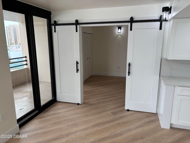 1 Oceans West Blvd Apt 4B4, Daytona Beach Shores, FL 32118