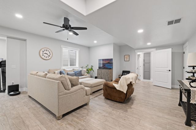 416 E SELMAN RIDGE DR, Salem, UT 84653