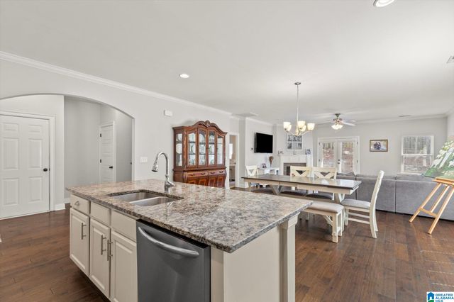 1233 HUNTERS GATE DRIVE, Hoover, AL 35242